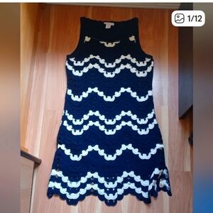 New House of Harlow beautiful Dress